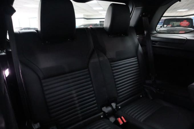 2025 Land Rover Discovery