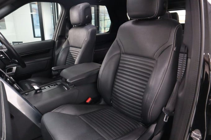 2025 Land Rover Discovery