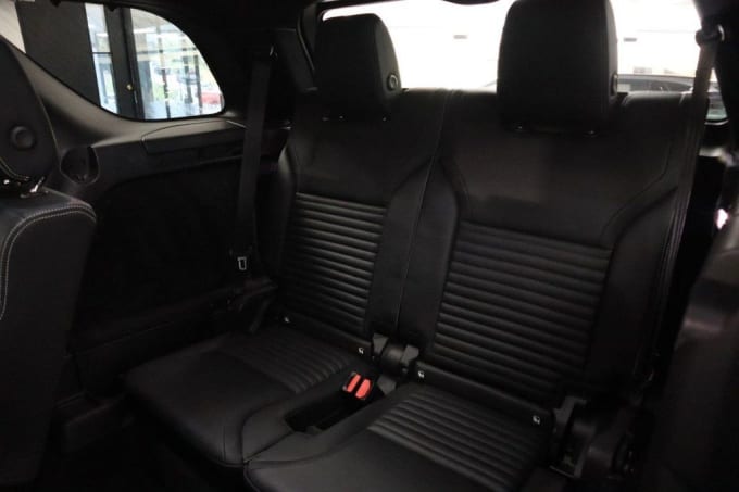 2025 Land Rover Discovery