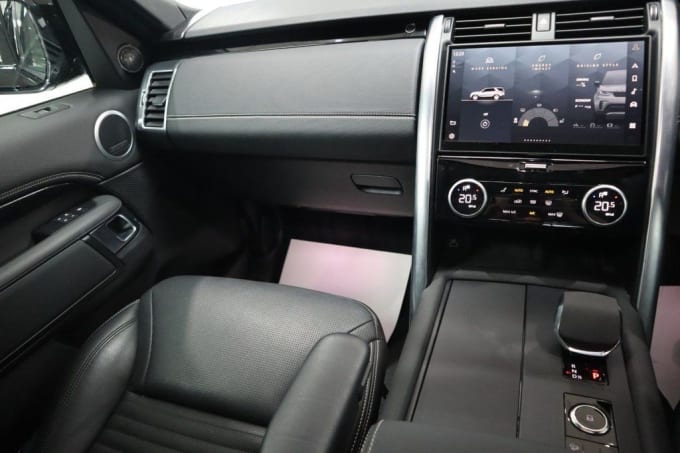 2025 Land Rover Discovery