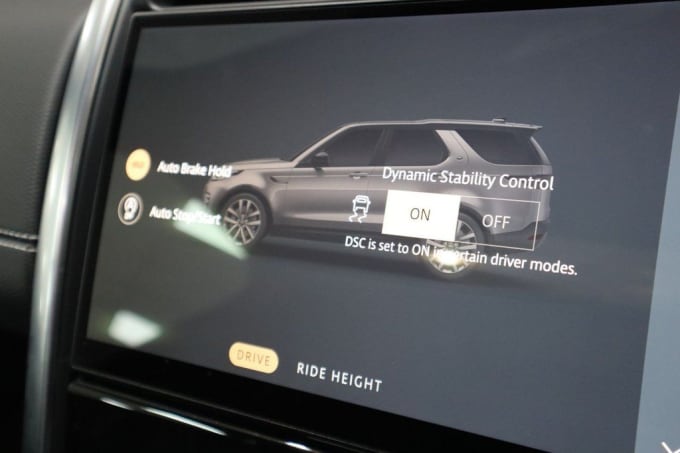 2025 Land Rover Discovery