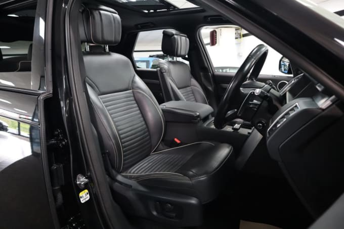 2025 Land Rover Discovery