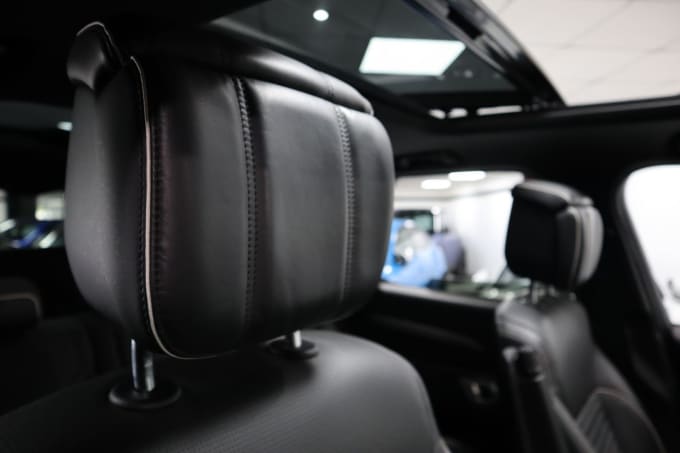 2025 Land Rover Discovery