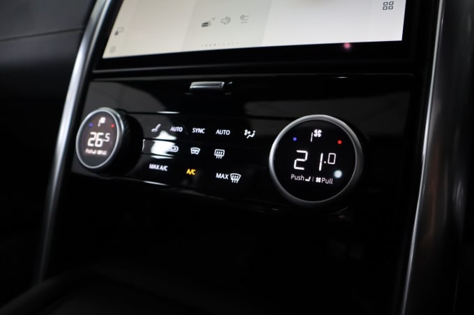 2025 Land Rover Discovery