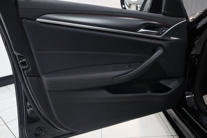 2025 BMW 5 Series