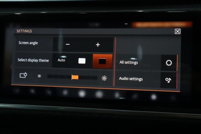2025 Land Rover Range Rover Velar
