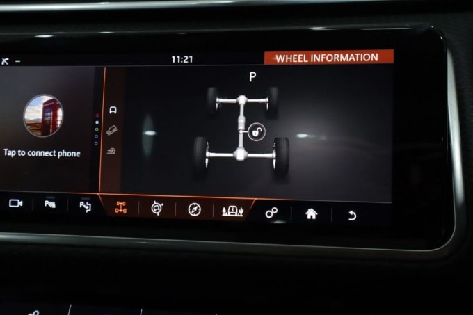 2025 Land Rover Range Rover Velar