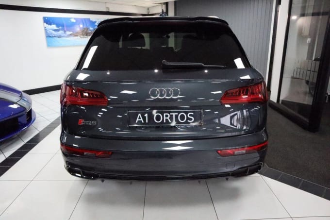 2025 Audi Sq5