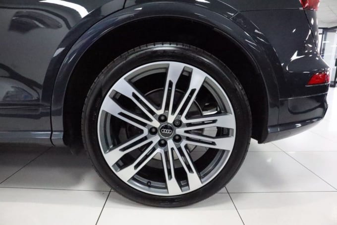 2025 Audi Sq5