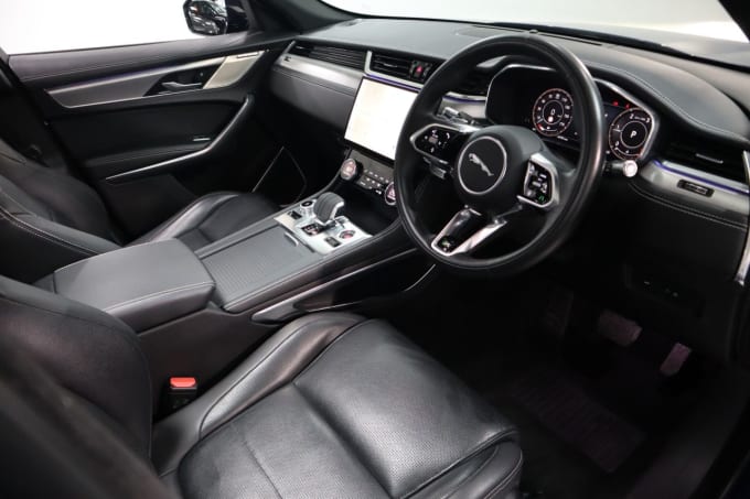2025 Jaguar F-pace