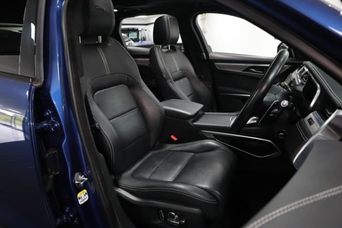2025 Jaguar F-pace