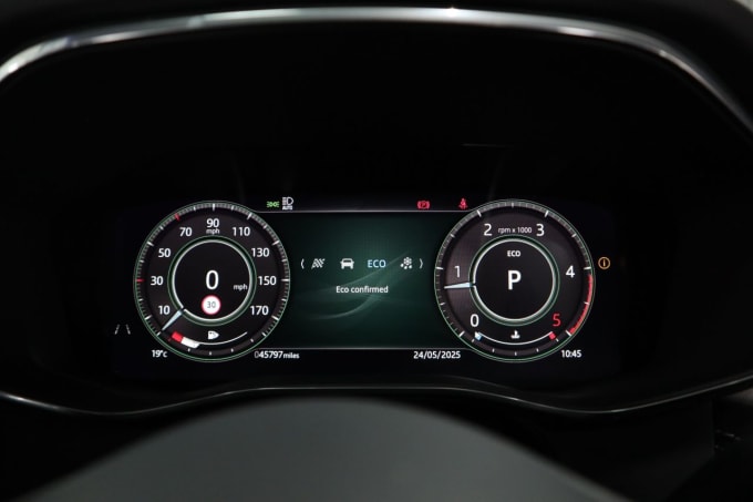 2025 Jaguar F-pace
