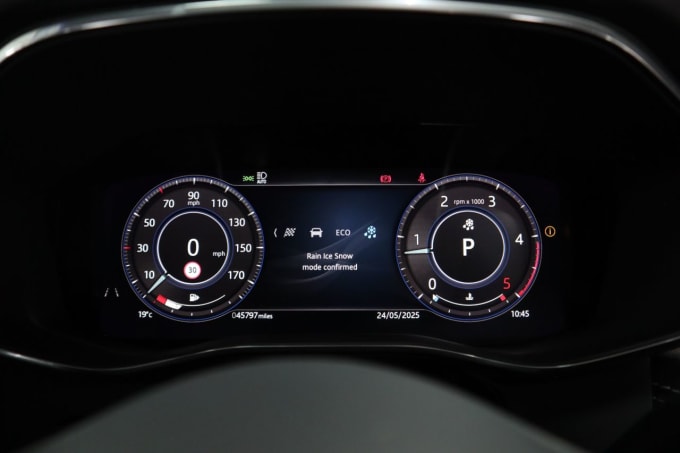 2025 Jaguar F-pace