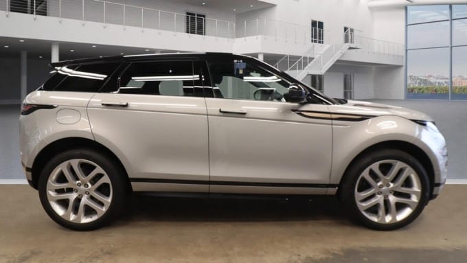 2025 Land Rover Range Rover Evoque