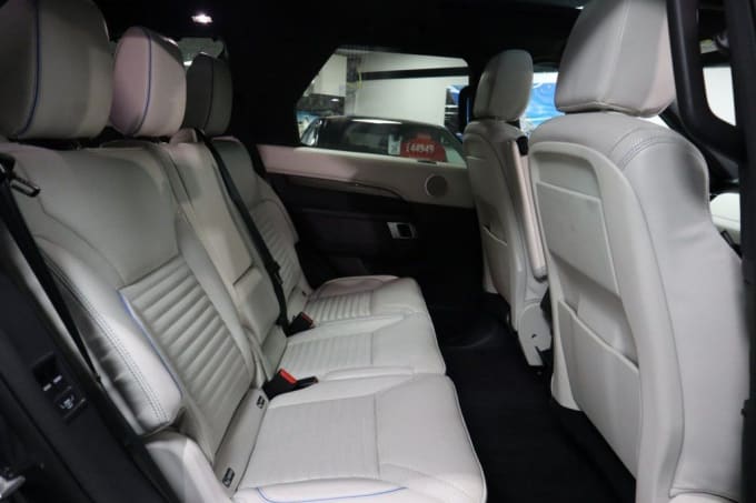 2025 Land Rover Discovery