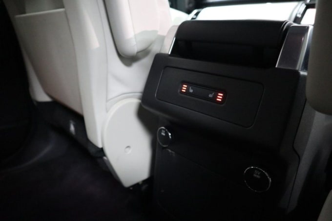 2025 Land Rover Discovery