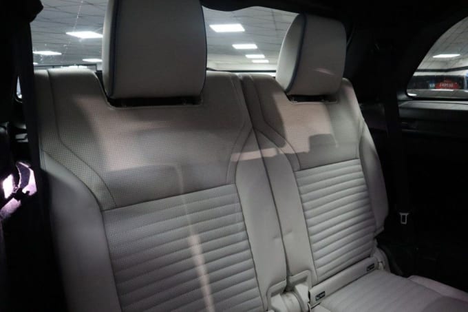 2025 Land Rover Discovery