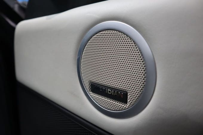 2025 Land Rover Discovery