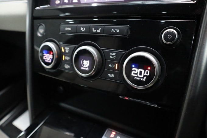 2025 Land Rover Discovery