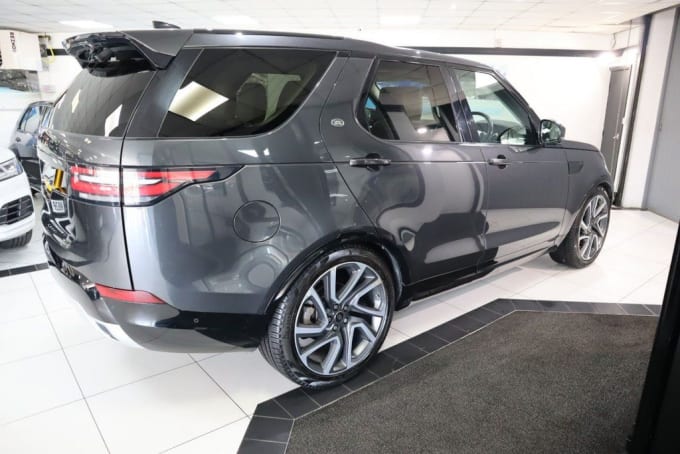 2025 Land Rover Discovery