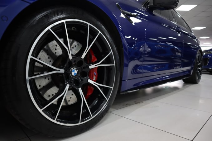 2025 BMW M5