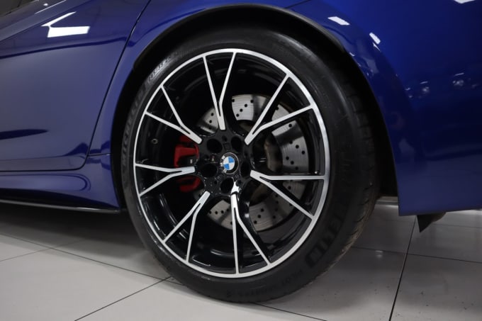 2025 BMW M5
