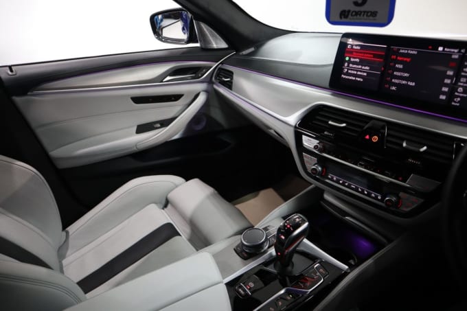 2025 BMW M5