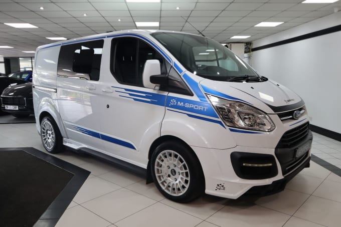 2025 Ford Transit Custom