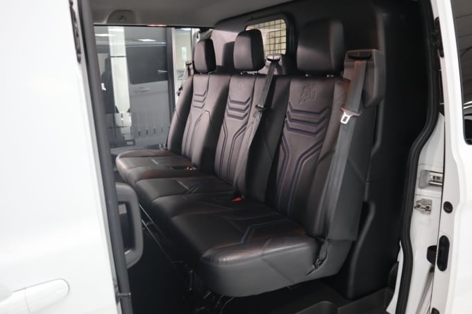2025 Ford Transit Custom