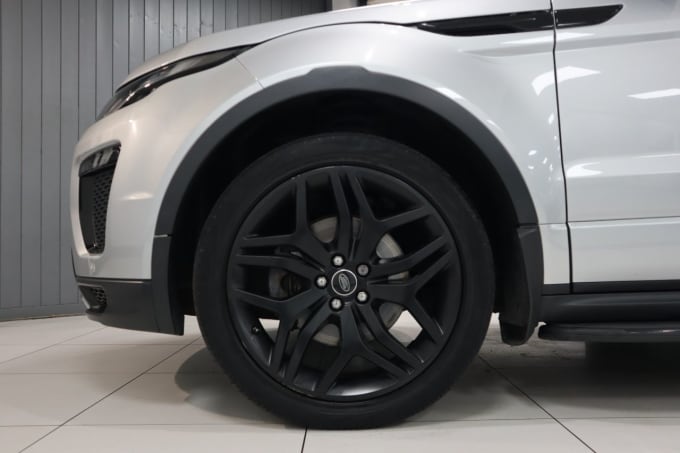 2025 Land Rover Range Rover Evoque