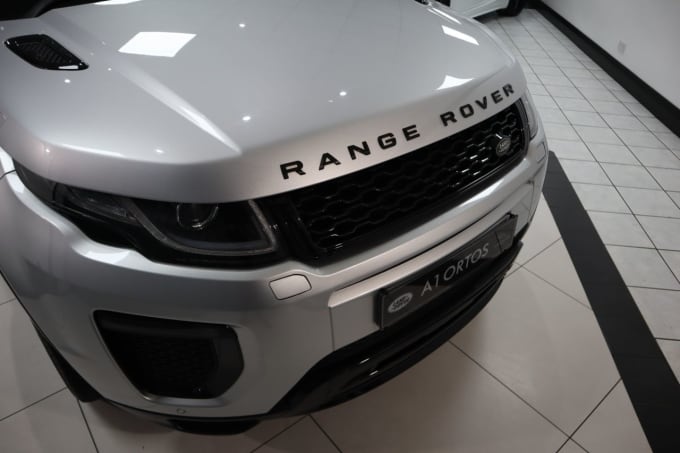2025 Land Rover Range Rover Evoque