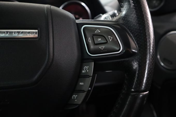 2025 Land Rover Range Rover Evoque