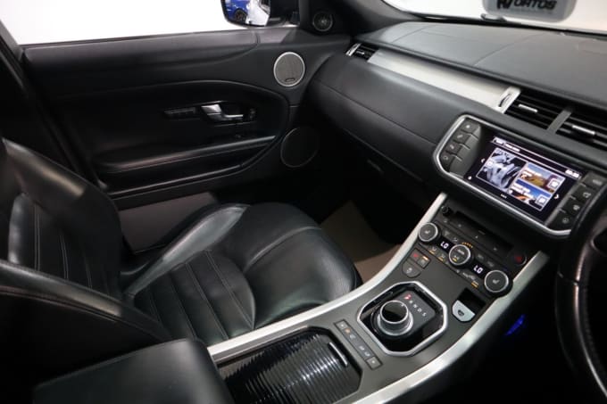 2025 Land Rover Range Rover Evoque