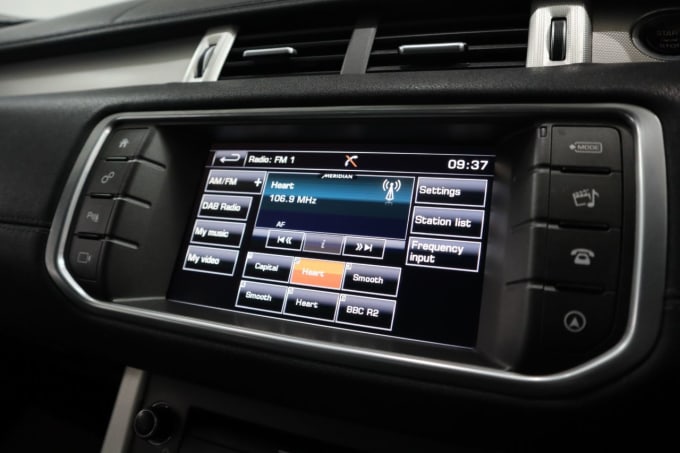 2025 Land Rover Range Rover Evoque