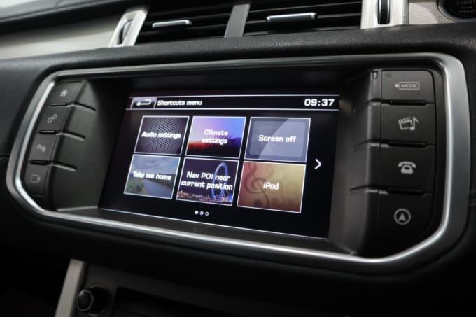 2025 Land Rover Range Rover Evoque