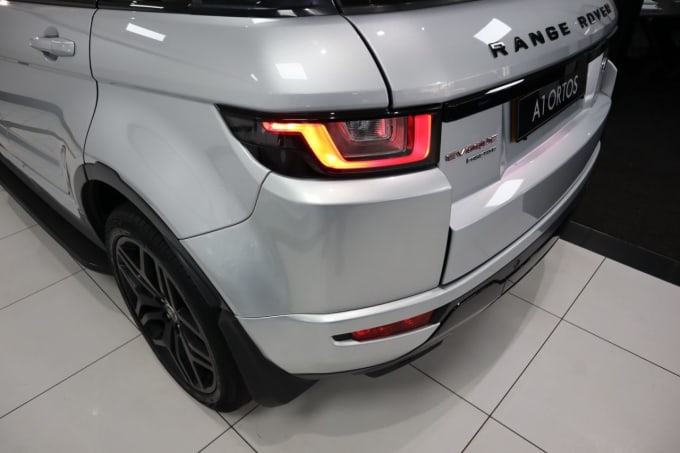 2025 Land Rover Range Rover Evoque