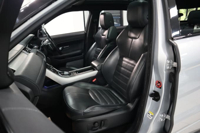 2025 Land Rover Range Rover Evoque