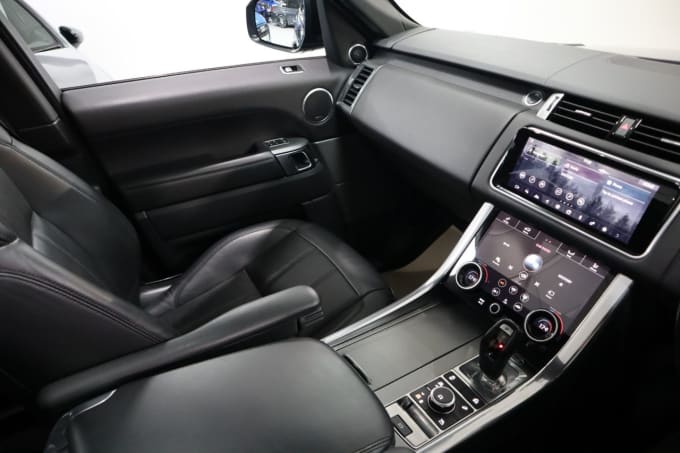 2025 Land Rover Range Rover Sport
