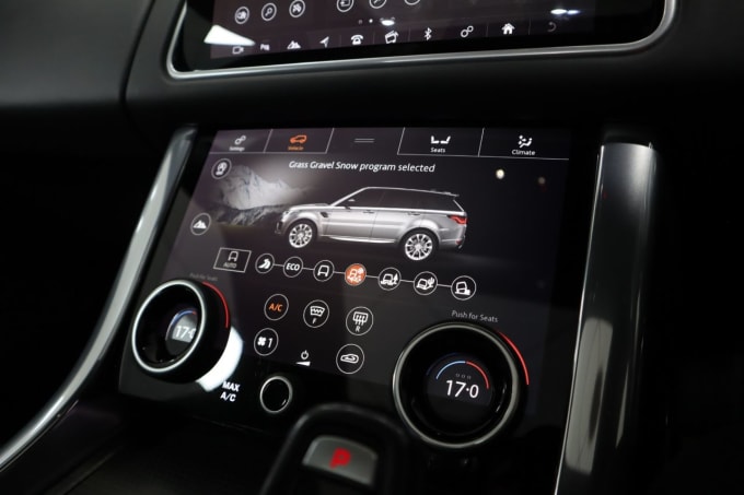 2025 Land Rover Range Rover Sport