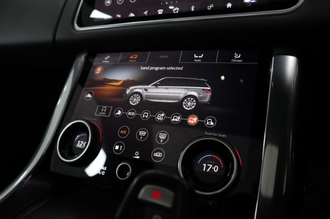 2025 Land Rover Range Rover Sport