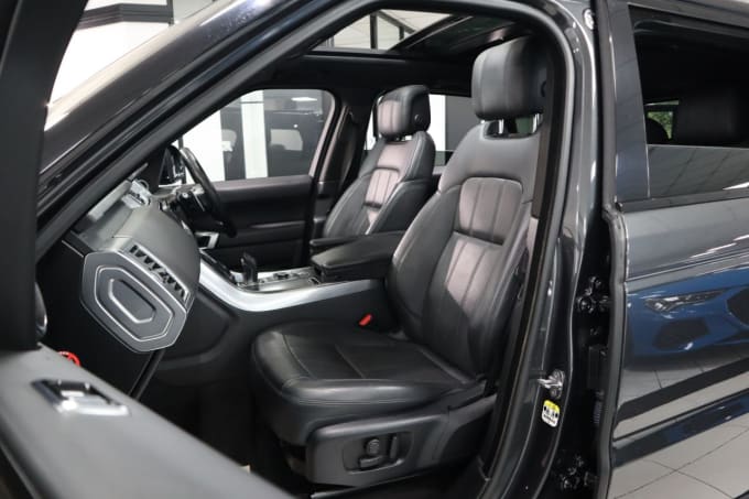 2025 Land Rover Range Rover Sport