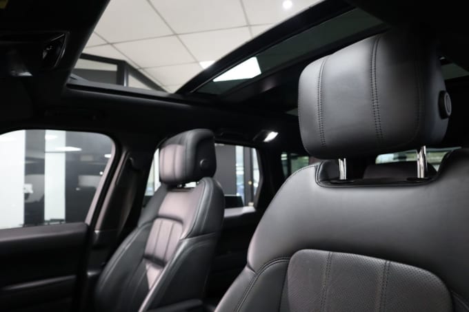 2025 Land Rover Range Rover Sport