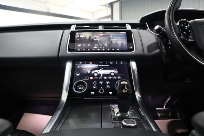 2025 Land Rover Range Rover Sport