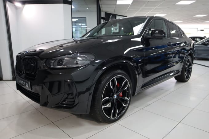 2025 BMW X4