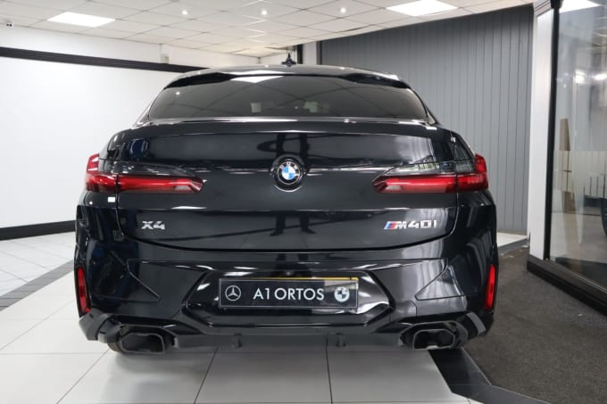 2025 BMW X4
