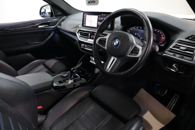 2025 BMW X4