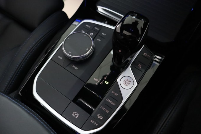 2025 BMW X4