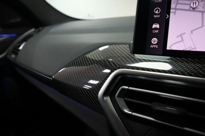 2025 BMW X4
