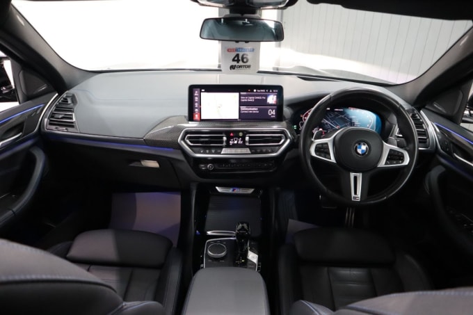 2025 BMW X4