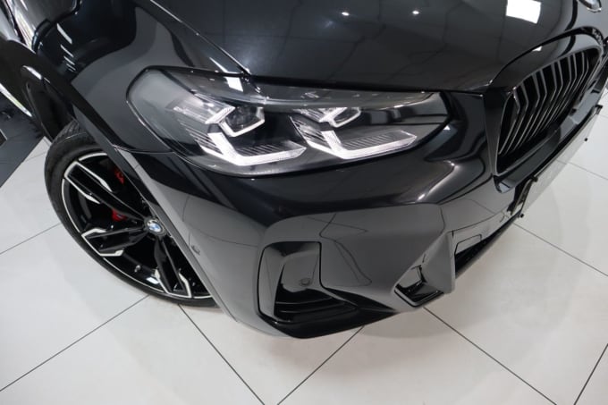2025 BMW X4